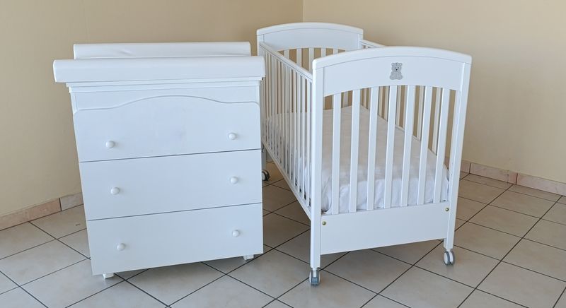 Set Alice lettino con materasso + Bagnetto-Fasciatoio