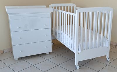 Set Iris lettino con materasso + Bagnetto-Fasciatoio