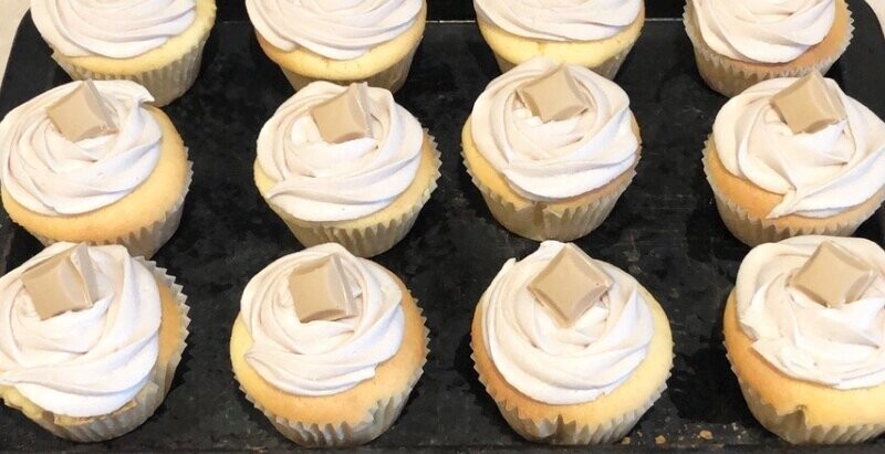 Rosettes with chocolates
