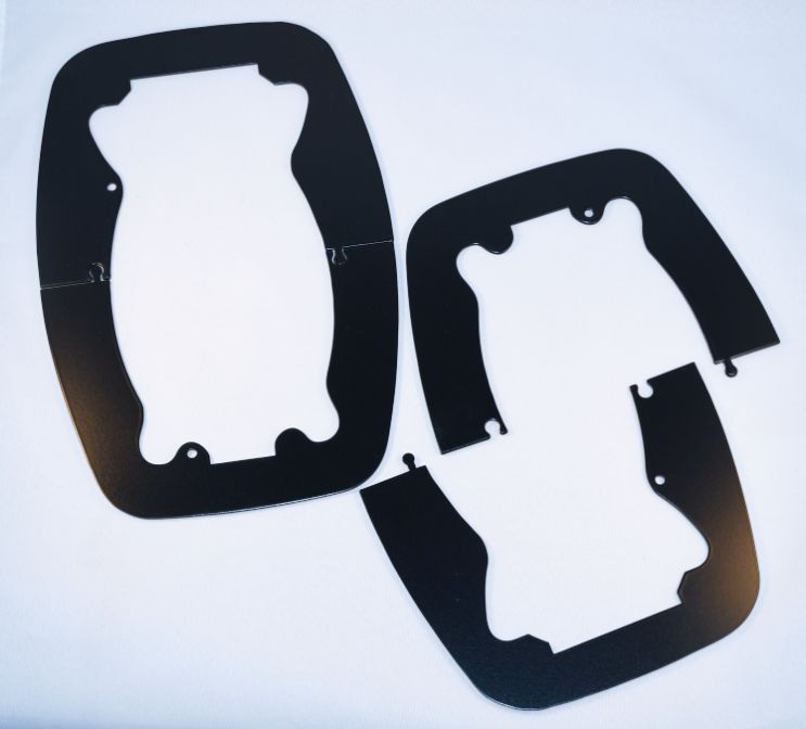 Stechschutzplatte für Ducato/Jumper/ Boxer-Türen (Fahrerhaus und Hecktür / Set mit 2 Platten) schwarz gepulvert Stechschutzplatte für Ducato/Jumper/ Boxer-Türen (Fahrerhaus und Hecktür / Set mit 2 Platten) schwarz gepulvert