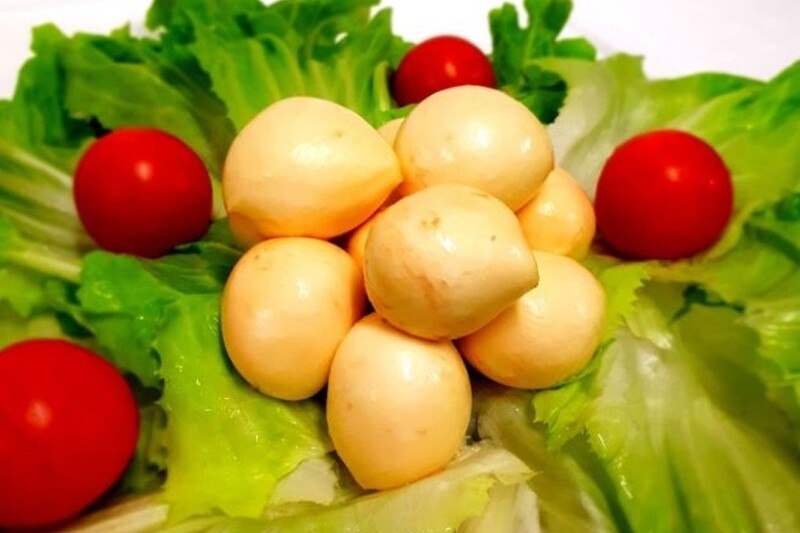 Bocconcini  di Mozzarella Affumicati Produzione Artigianale San Pietro e Paolo Pezzi da 50 gr Confezione da 500 gr