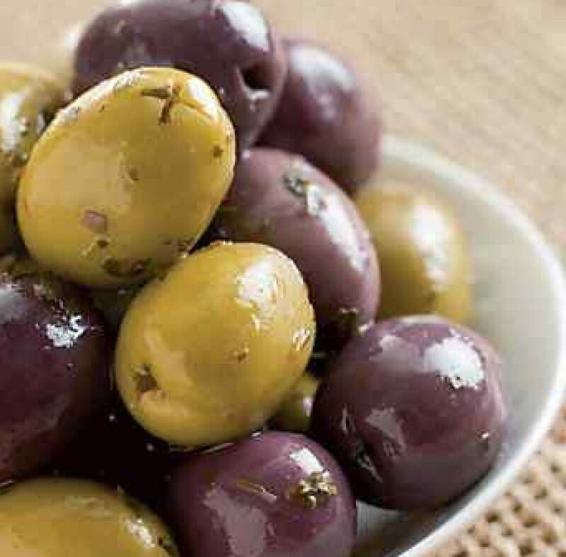 Olive condite Bianche e Nere sott&#39;aceto per Aperitivo Confezione da 500gr