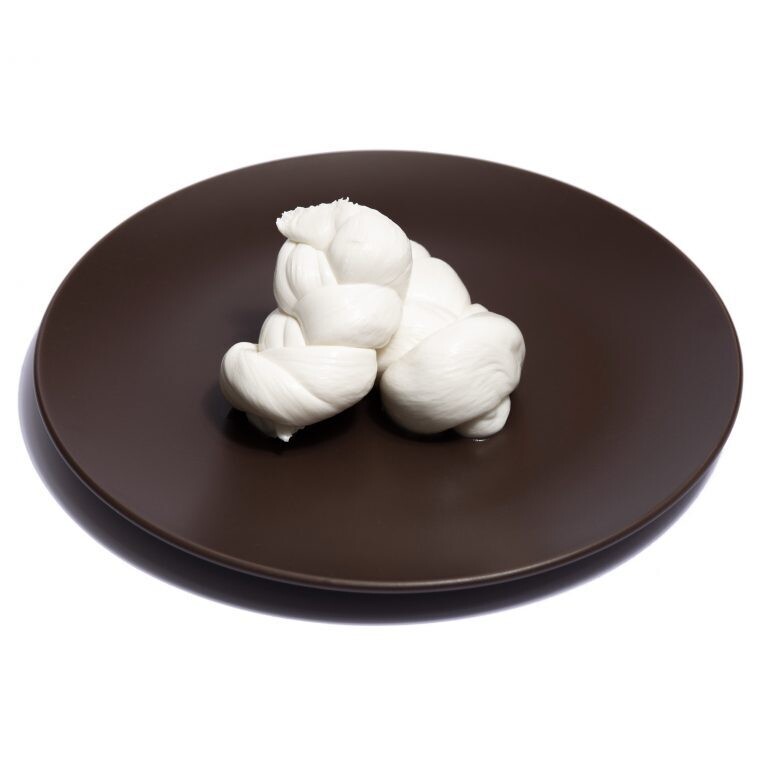 Treccia di Mozzarella Produzione Artigianale San Pietro e Paolo Pezzi da 200 gr Confezione da 1 kg