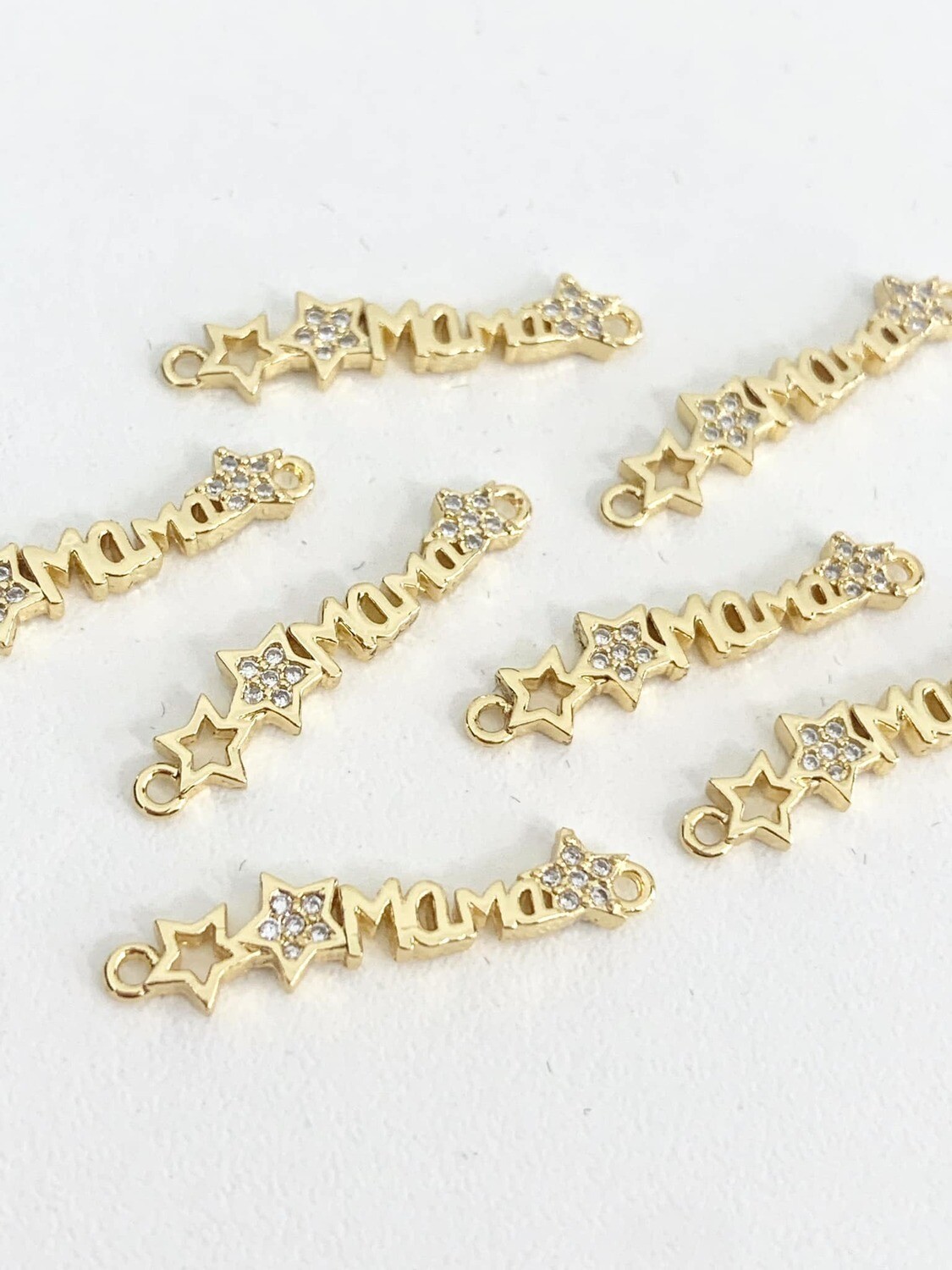 Nerūdijančio plieno pakabukas su cirkonio akutėmis, aukso spalvos, 5,5 x 26 mm, 1 vnt