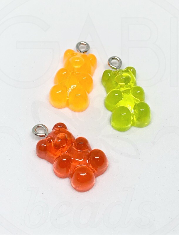 Plastikiniai pakabukai, meškiukai,  20.5~22.5x11.5x7mm, žalios, oranžinės, raudonos spalvos, 3vnt