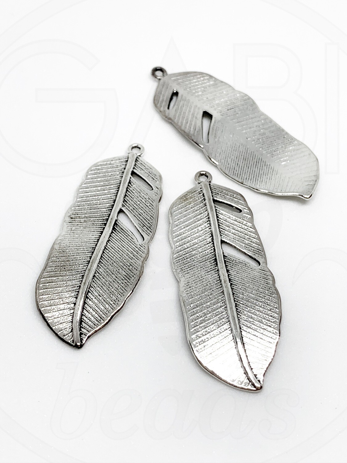 Pakabukas, sidabro spalvos 43,5x17x1,5mm, 2 vnt