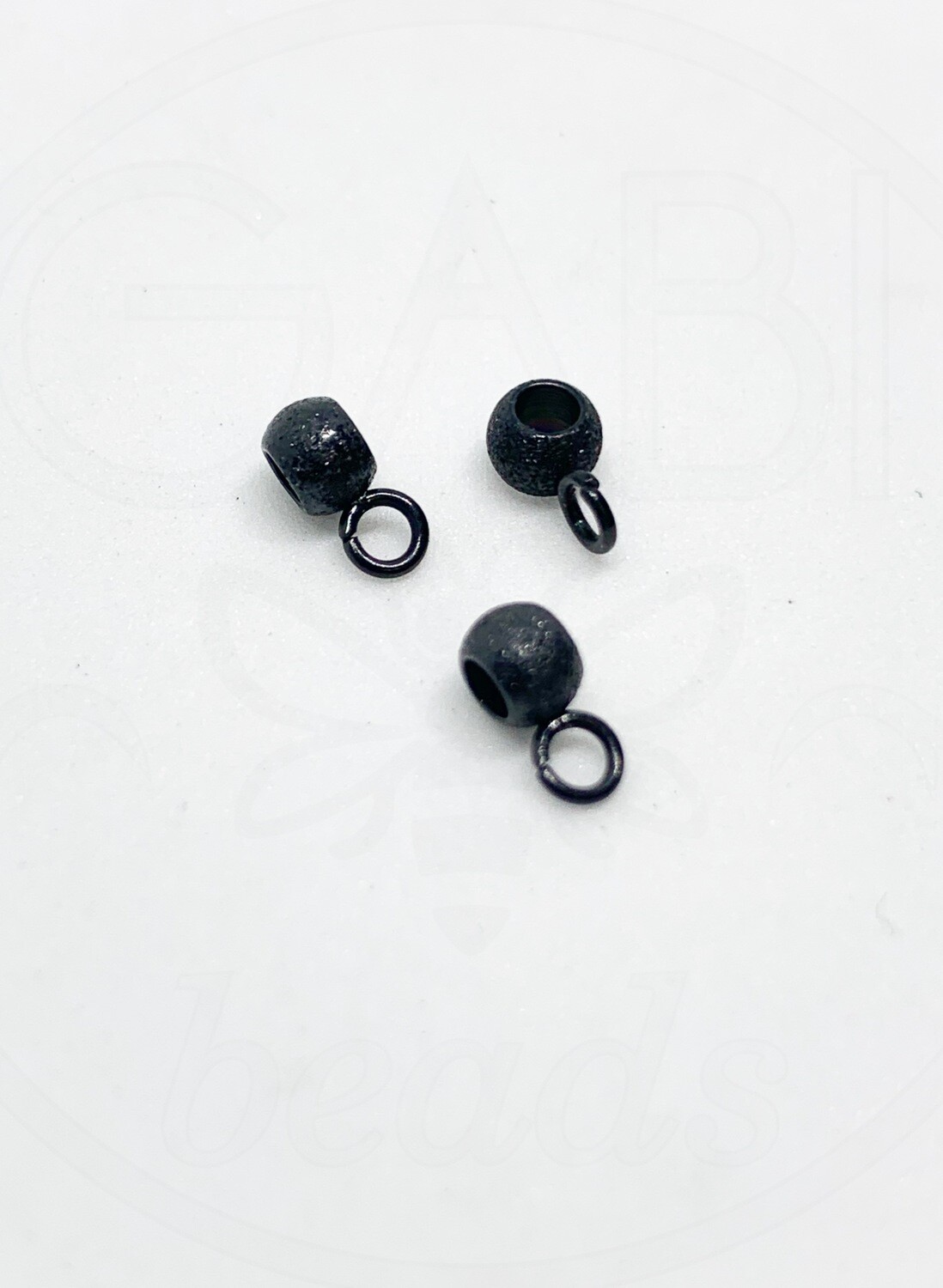 Nerūdijančio plieno intarpai, juodos spalvos, 7x4x3mm, 1vnt