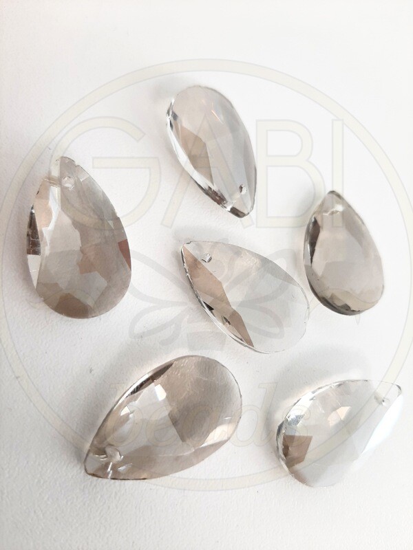 Stiklo pakabukai,  lašo forma, pilkos spalvos , 22x13x7mm 2vnt
