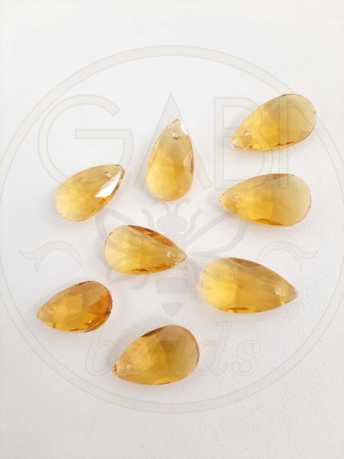 Stiklo pakabukai,  lašo forma, geltonos spalvos , 16x9mm 4vnt