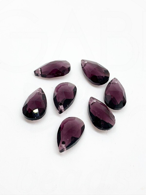 Stiklo pakabukai,  lašo forma, violetinės spalvos , 16x9mm 4vnt