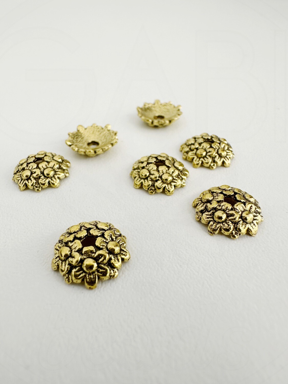 Kepurėlės, perveriamos, aukso spalvos, 11x3,5mm, 12vnt