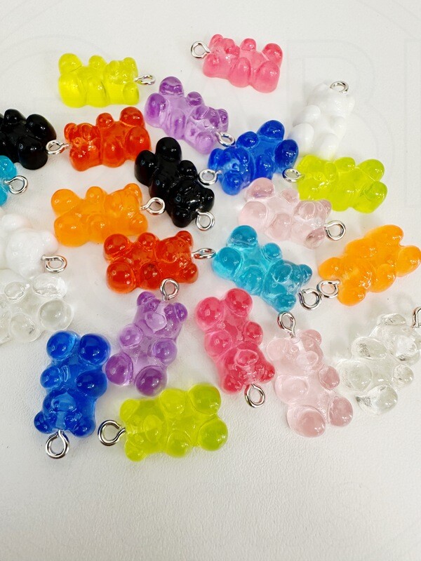 Plastikiniai pakabukai, meškiukai 2vnt