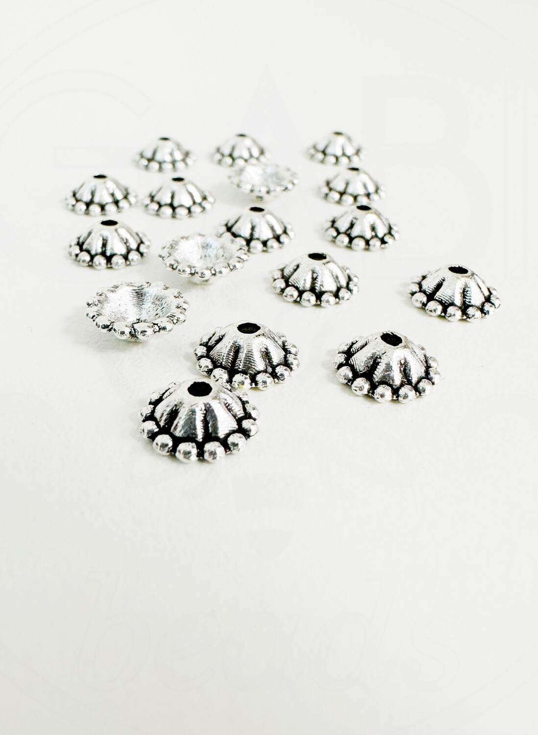 Kepurėlės, perveriamos, plieno spalvos, 8x4x2mm, 25vnt