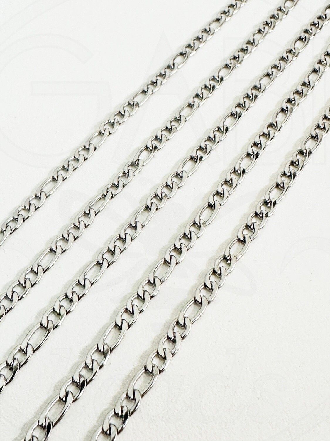 Nerūdijančio plieno grandinėlė , 4~6x3mm, plieno spalvos, 10cm