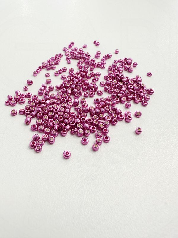 Biseris, metalizuotos rožinės spalvos, 2mm, 20g.