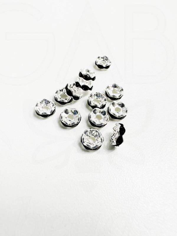 Intarpai su juodomis akutėmis, sidabro spalvos, 6mm, 20vnt