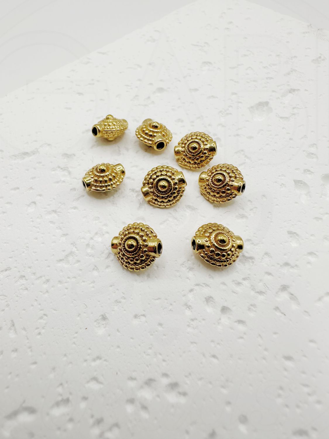 Nerūdijančio plieno intarpai, aukso spalvos, 9x8x6mm, 2vnt