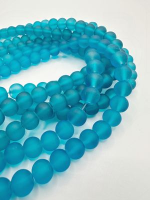 Stiklo karoliukai,  mėlynai žalios spalvos , 8mm 78cm juosta
