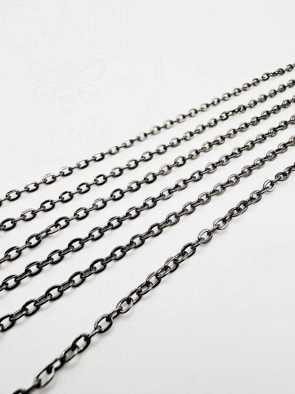 Geležinė grandinėlė, 3x2.2x0.6mm,  tamsinto metalo spalvos, 10cm