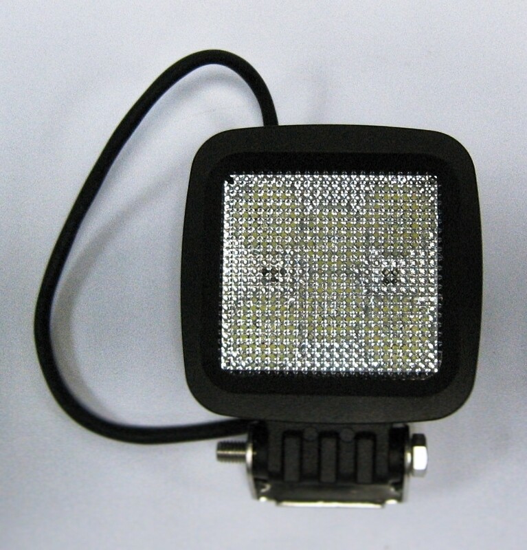 FARO DA LAVORO LED QUADRATO 3780 LUMEN