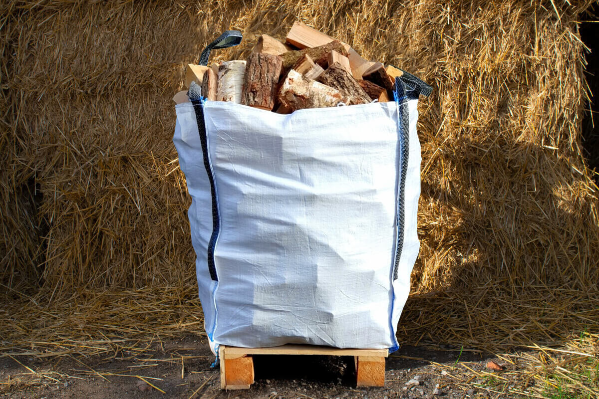 Kiln Dried Hardwood Logs - Bulk Bag 