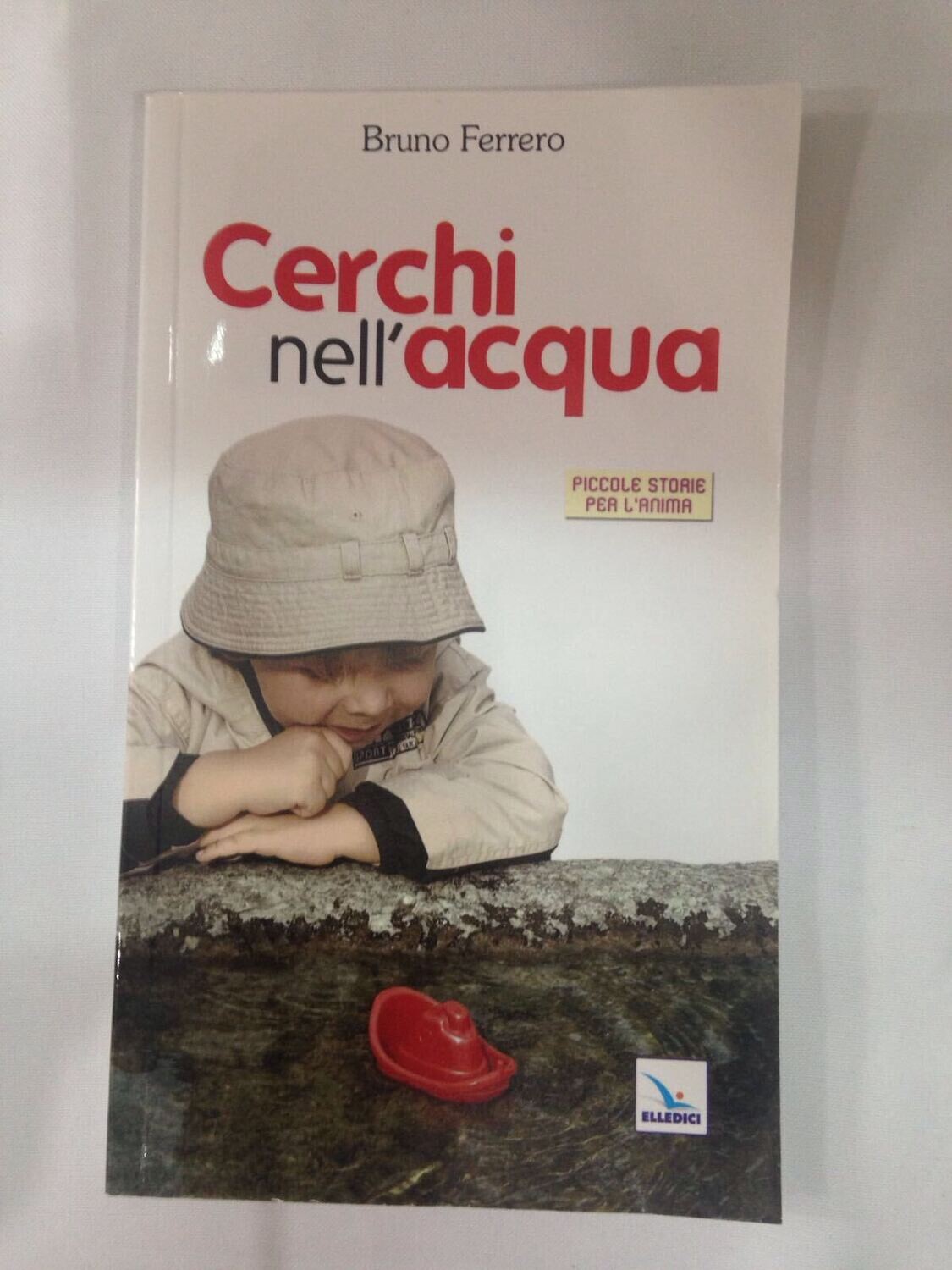 LIBRO CERCHI NELL'ACQUA