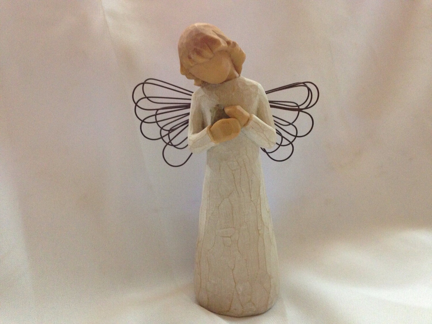 STATUINA ANGEL HEALING