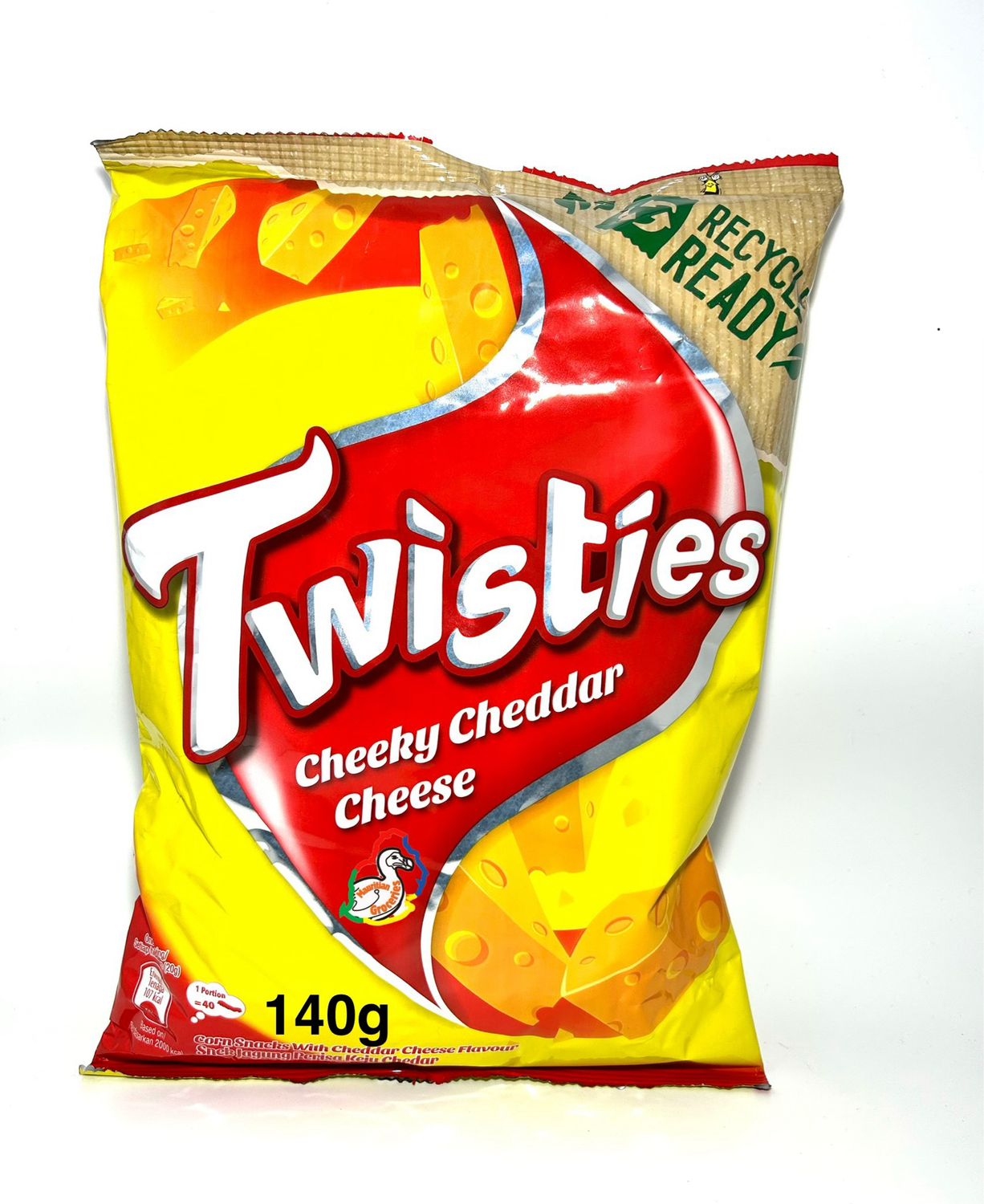 Twisties Cheese Big Family Pack 140g