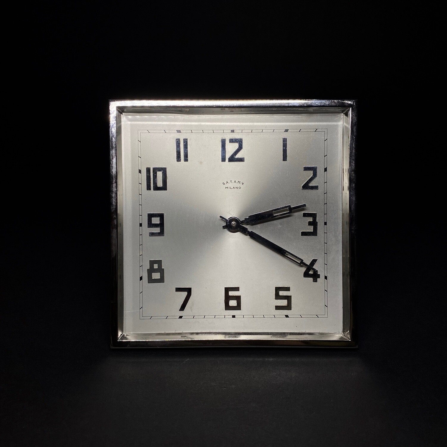 Italian Art Deco Working Clock Made by SATAMV Milano