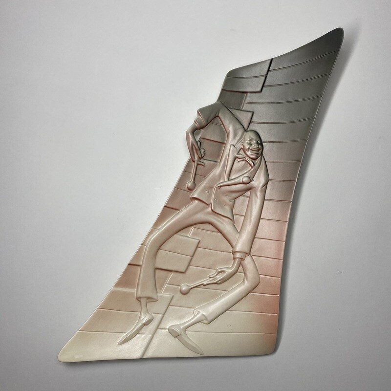 Italian Art Deco Ceramic Pink and Grey Wall Plaque &quot;Jazz Player&quot; Designed by Vibi, Torino Italy