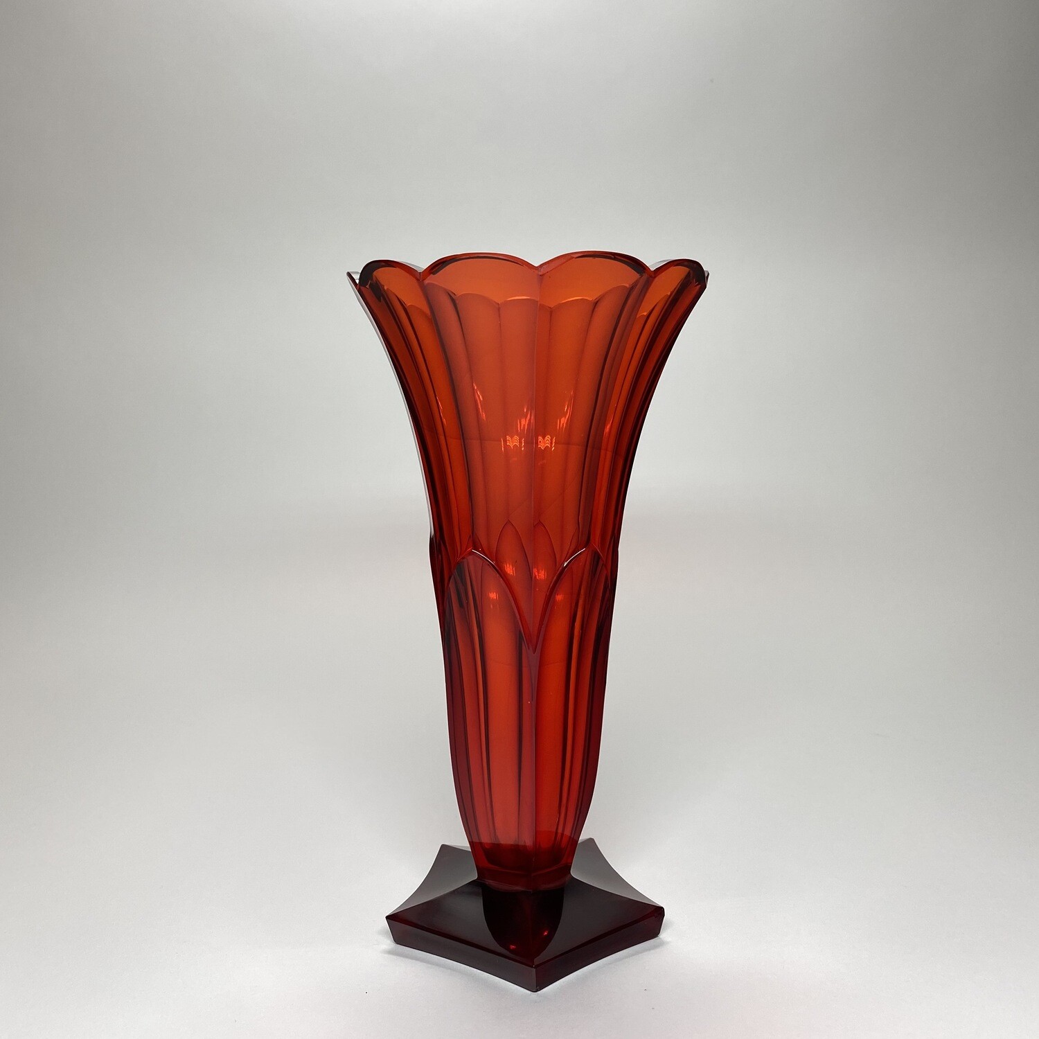 Czechoslovakian Art Deco Translucent Faceted Red Glass Vase Designed by Rudolf Hlousek in Zelezny Brod