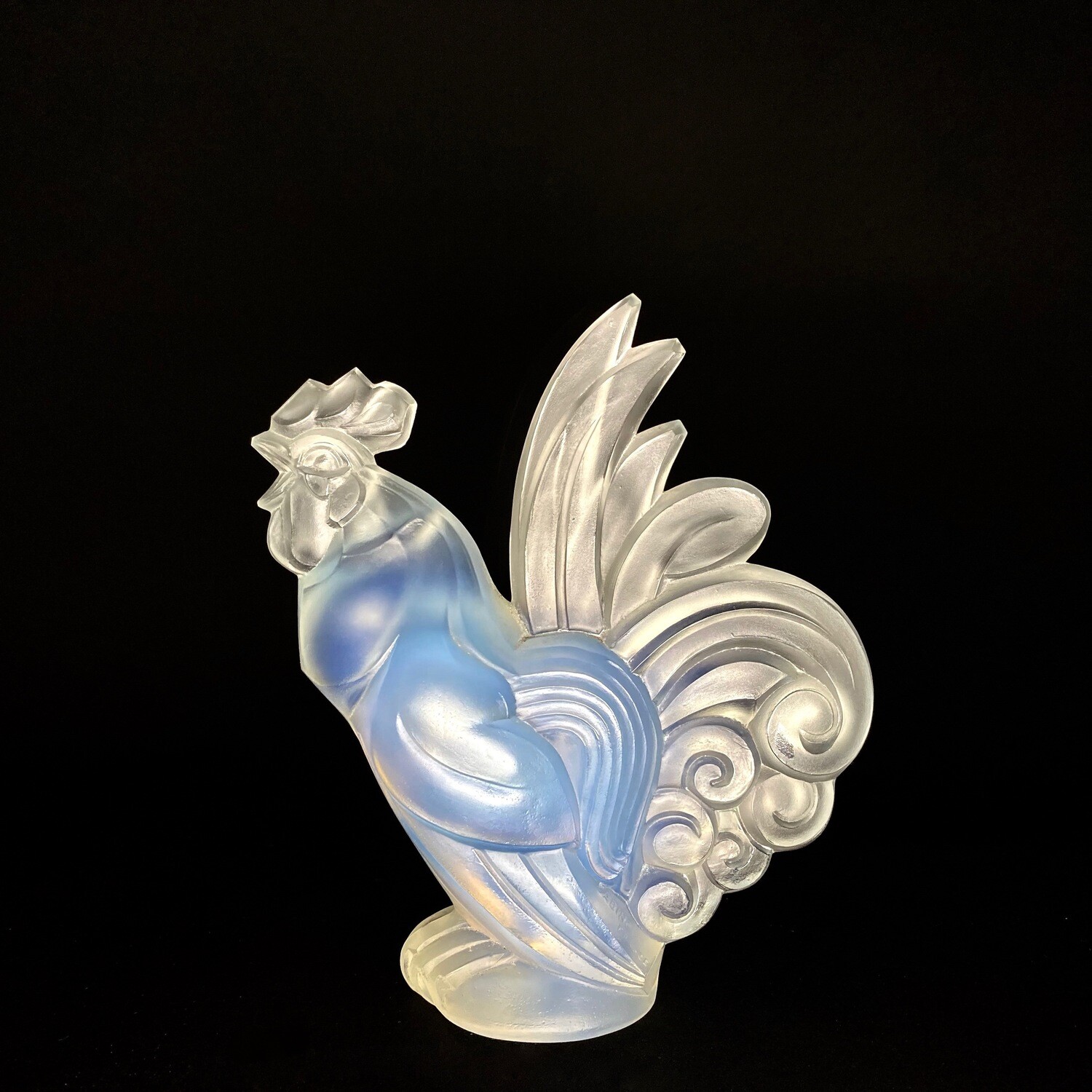 French Art Deco Opalescent Glass Statue of a Rooster by Sabino