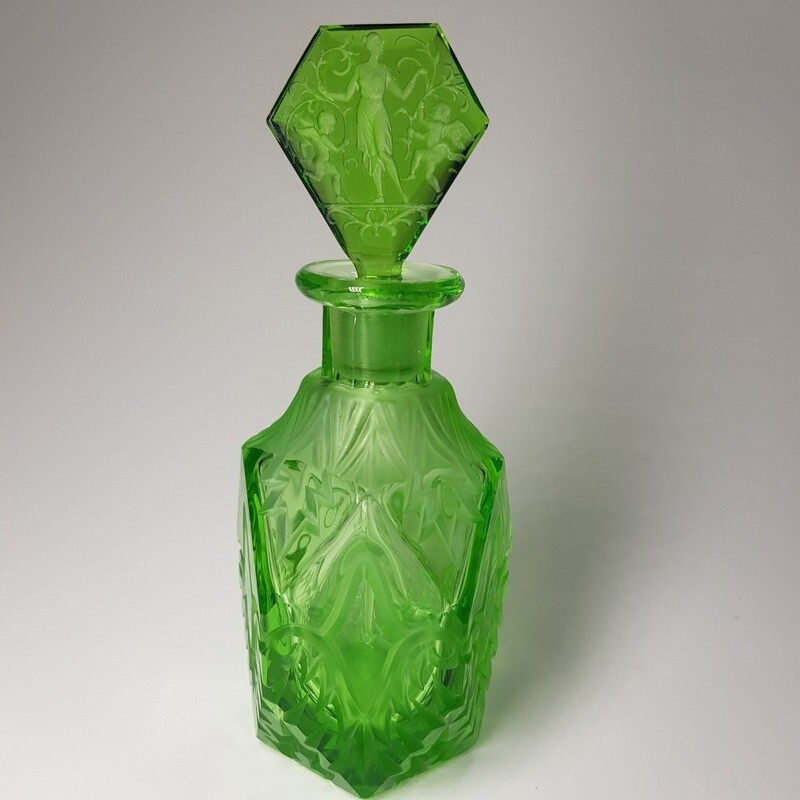 Henrich Hoffmann Art Deco Glass Intaglio Perfume Bottle