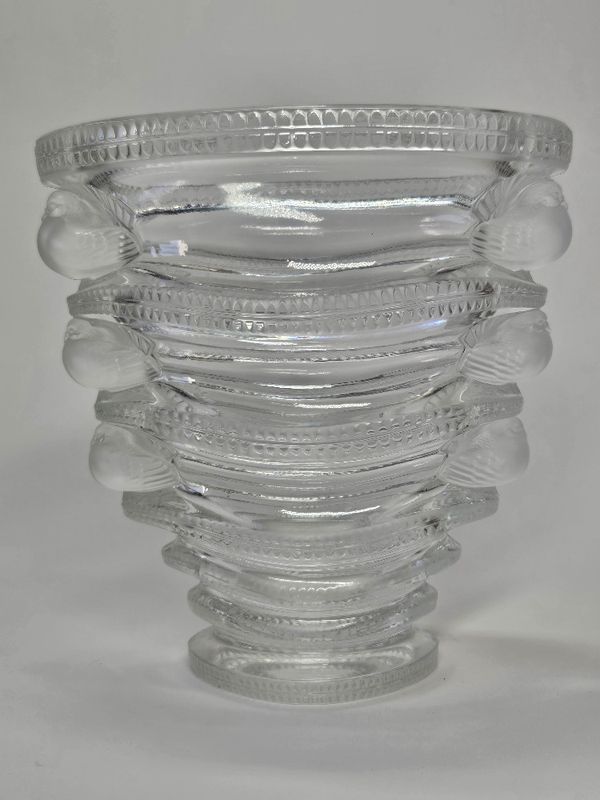 French Lalique Saint-Marc Art Deco Glass Vase with Birds 1939