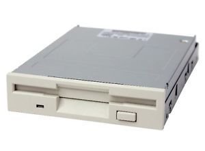 Vintage 3.5" 1.44 MB Floppy Drive, Beige