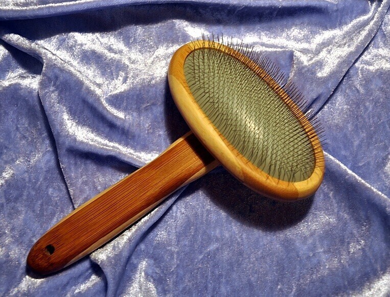 Oval Slicker Brush - LARGE