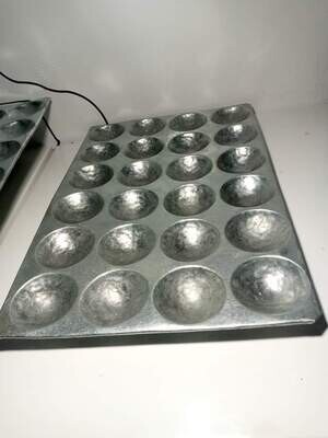 24-Holes SnowBall Pan