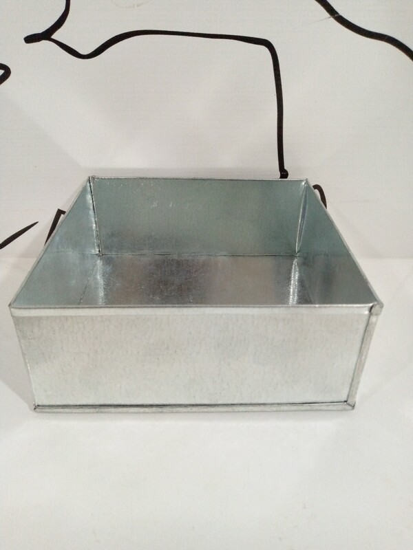 7 inch square pan