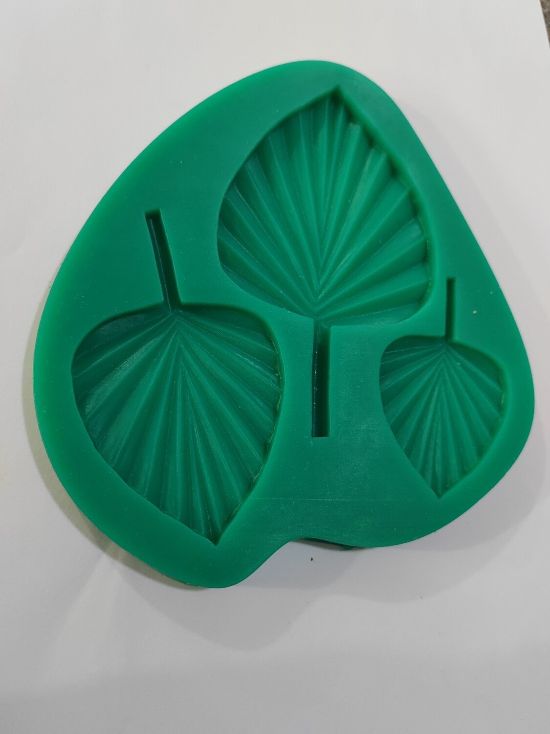 palm silicone mould ( medium) 13x12cm