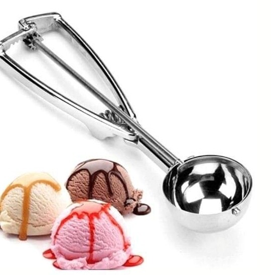 Ice cream scoop (5cm diameter)