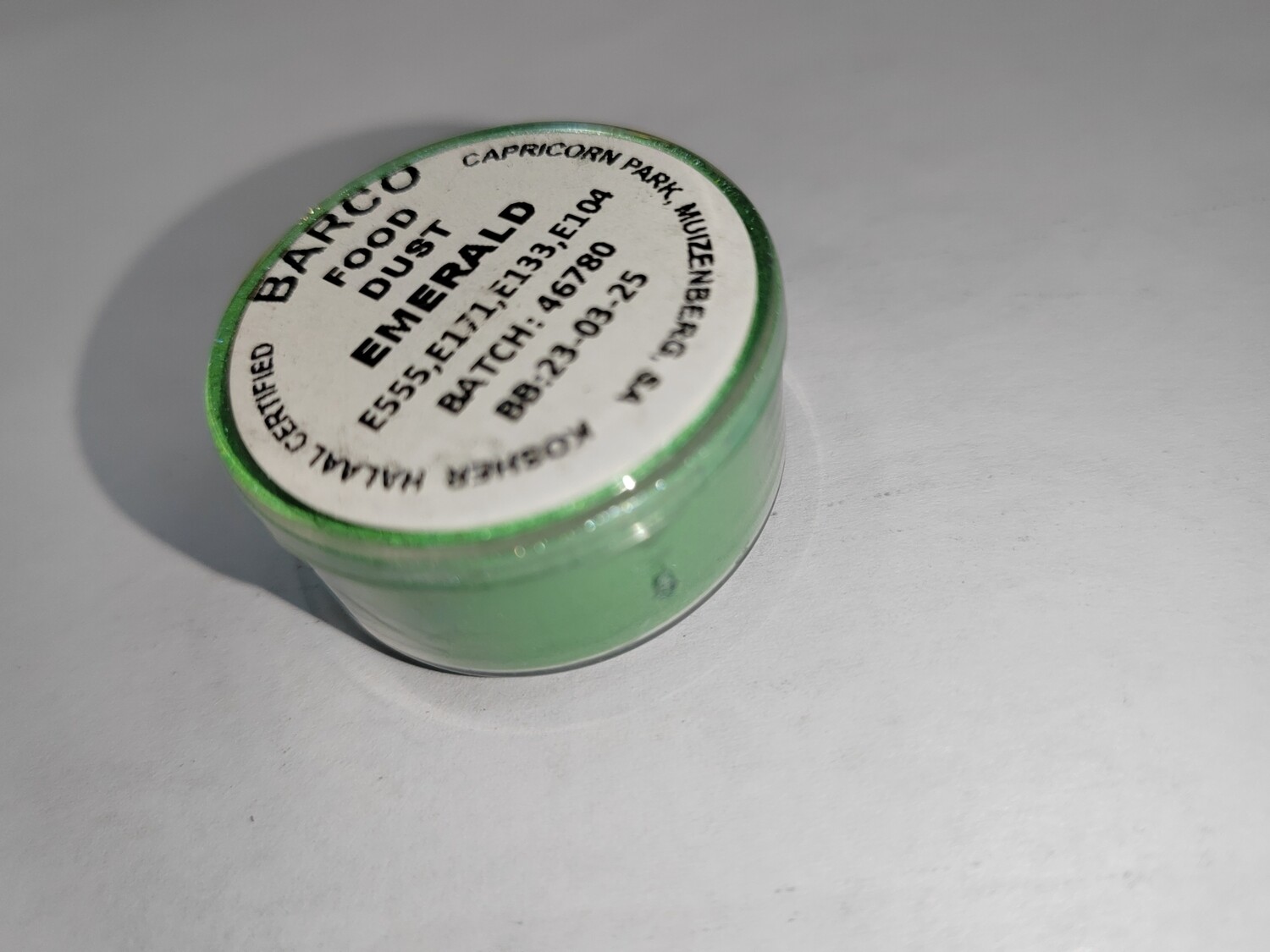 Emerald dust