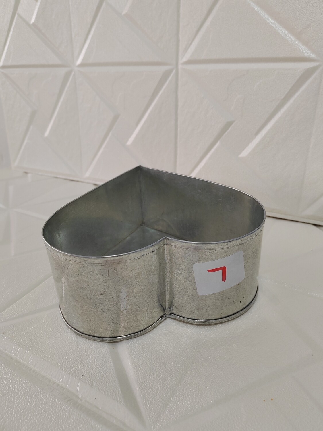 7 inch heart pan
