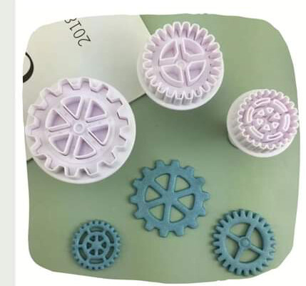 gear wheel fondant  mould