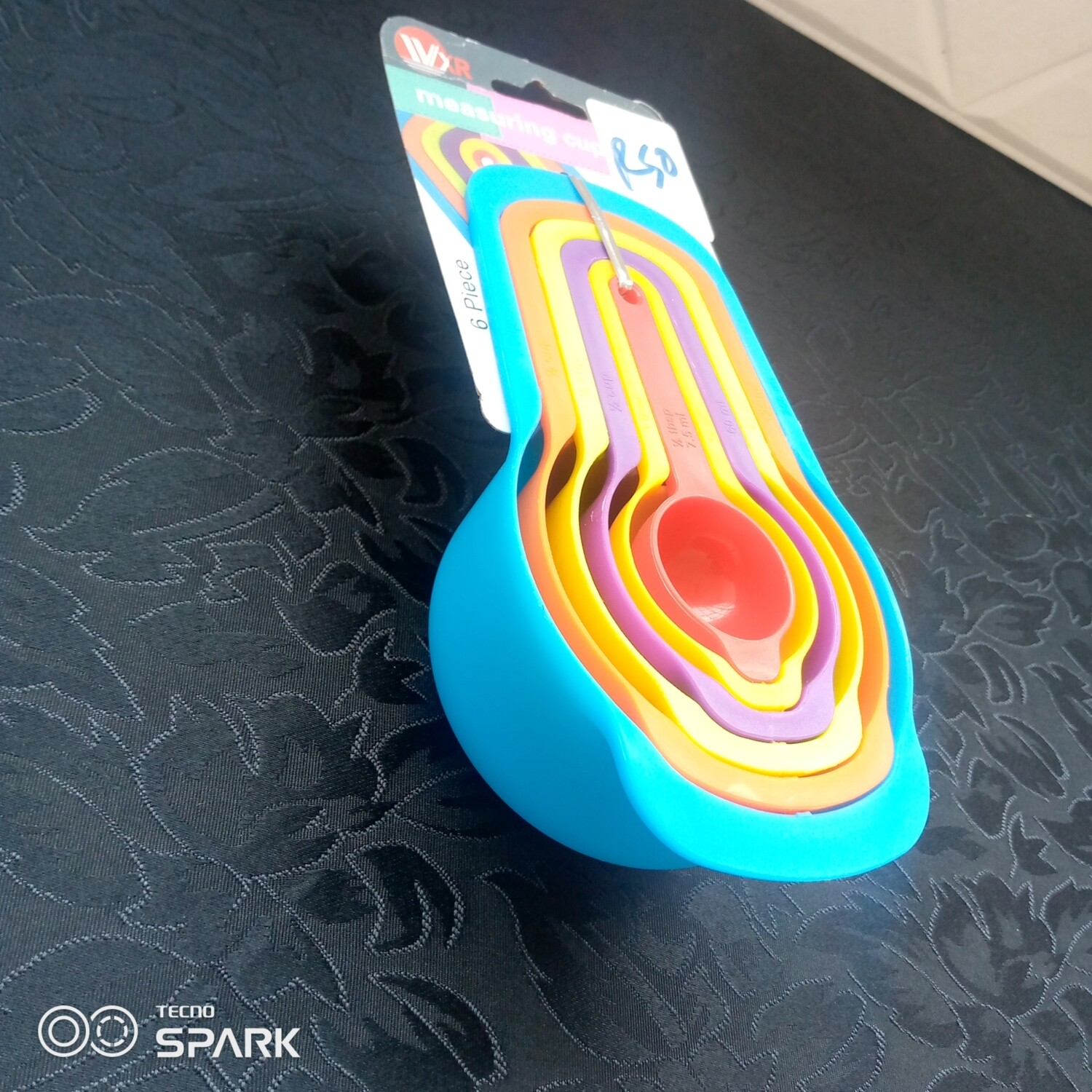 measuring cups
