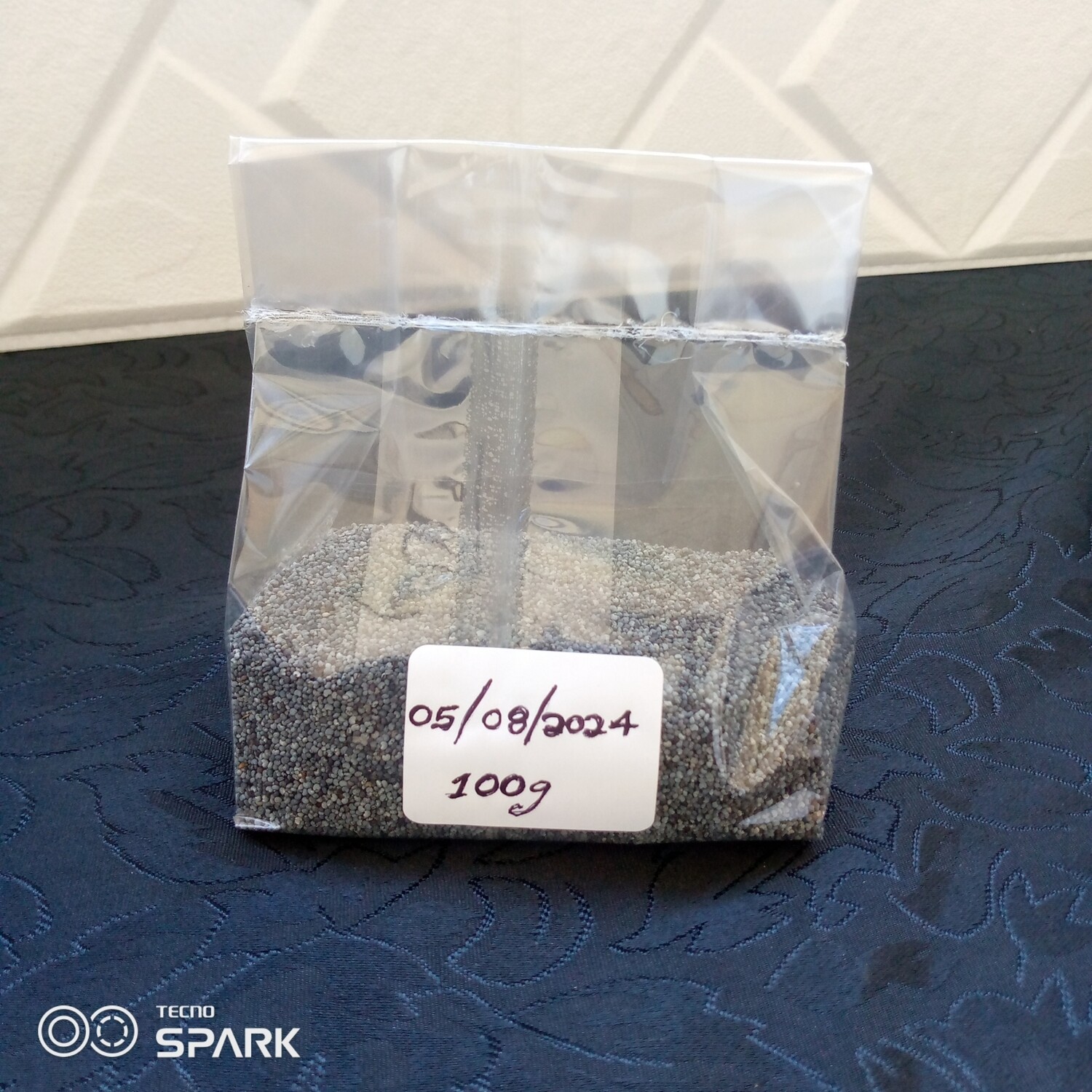 poppy seeds 100g