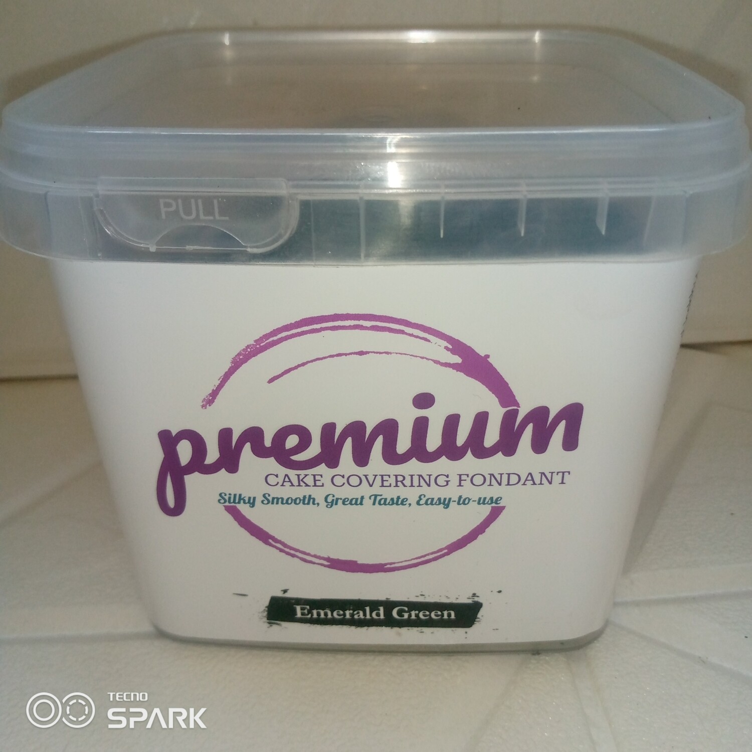 Emerald green fondant 1kg