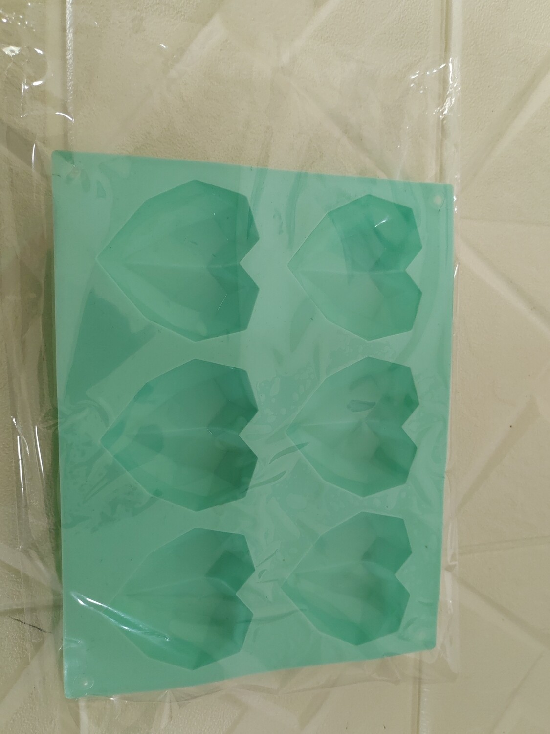 Medium geo heart mould