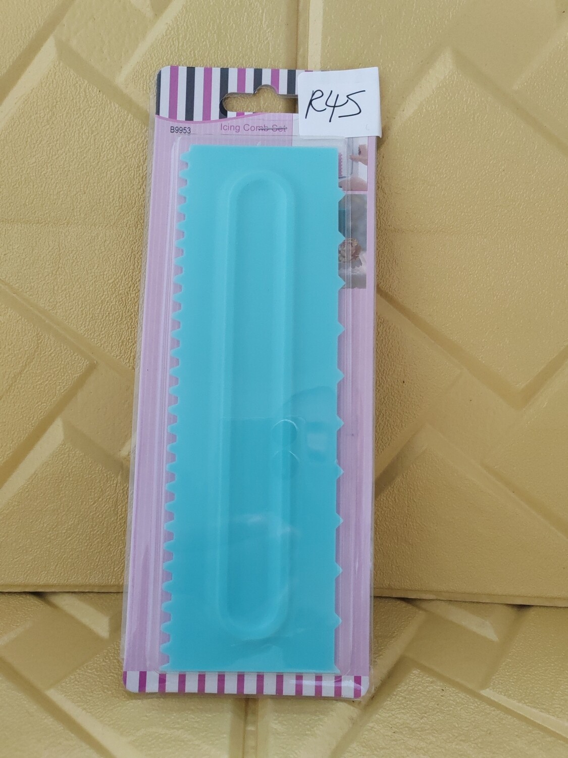 Cake Scraper