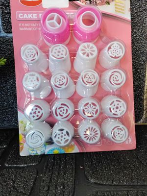 cake decorator plastic nozzles