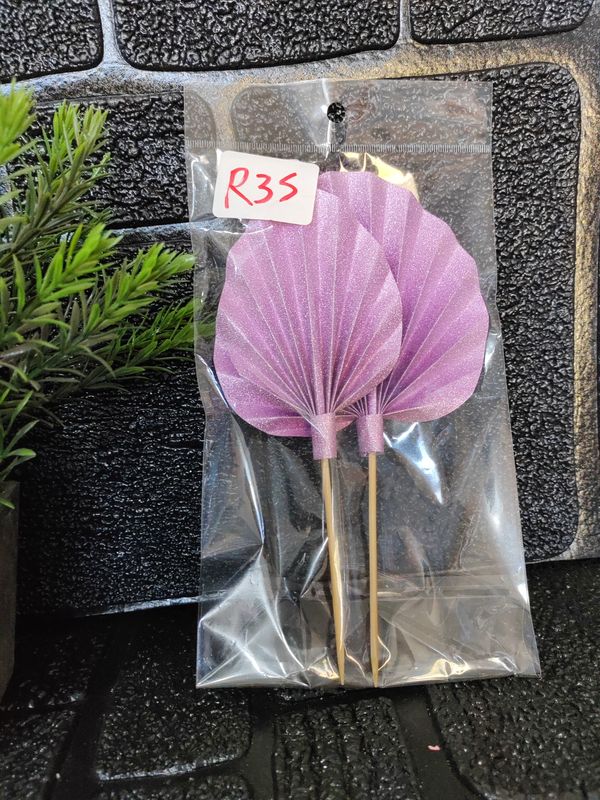 Purple fan cake topper